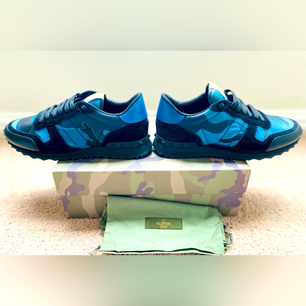 Valentino Garavani Rockrunner Rockstud Lace Blue Camo - Size EU 42 (9)
